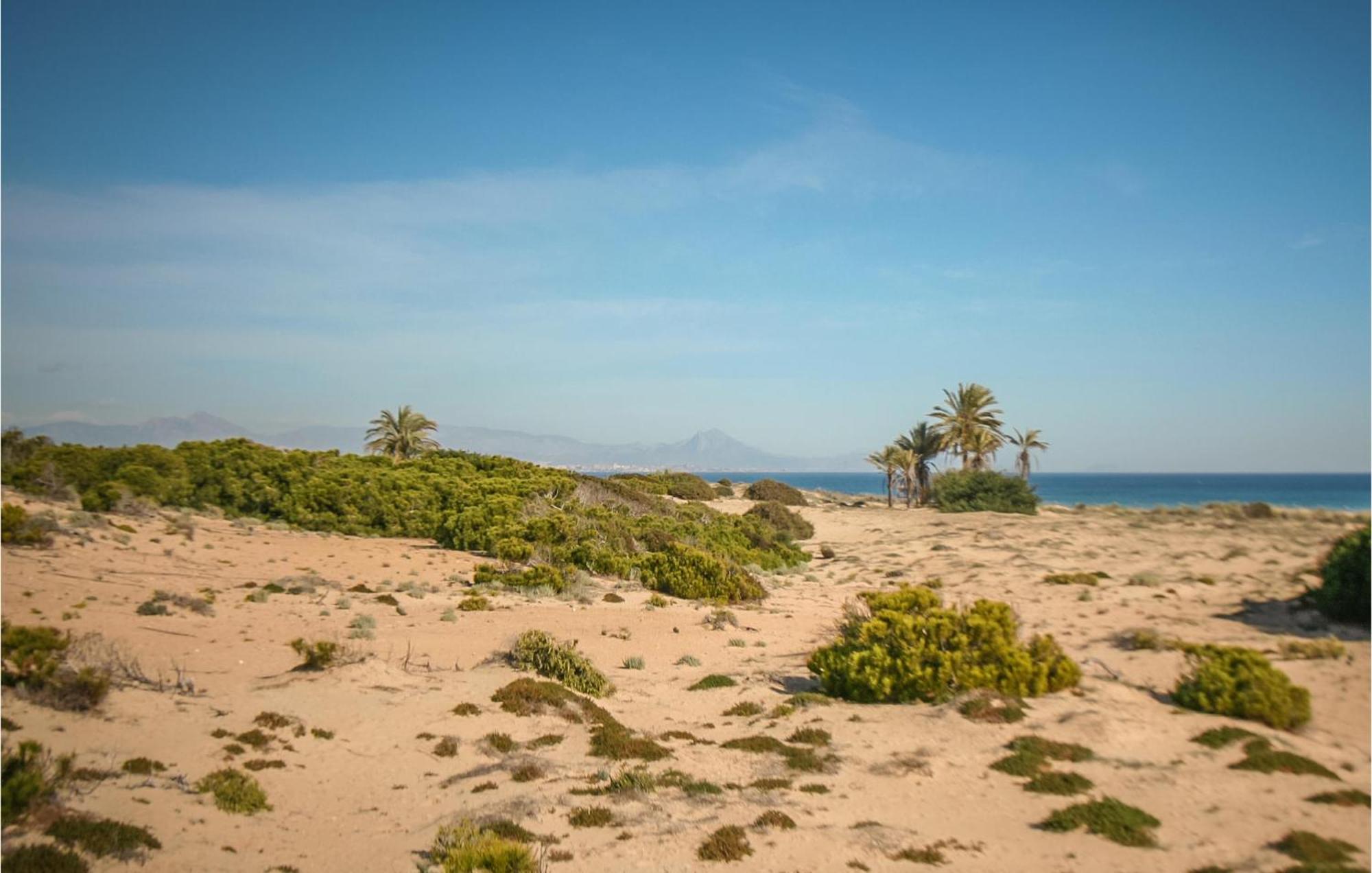 Lovely Apartment In Santa Pola With Wifi Kültér fotó