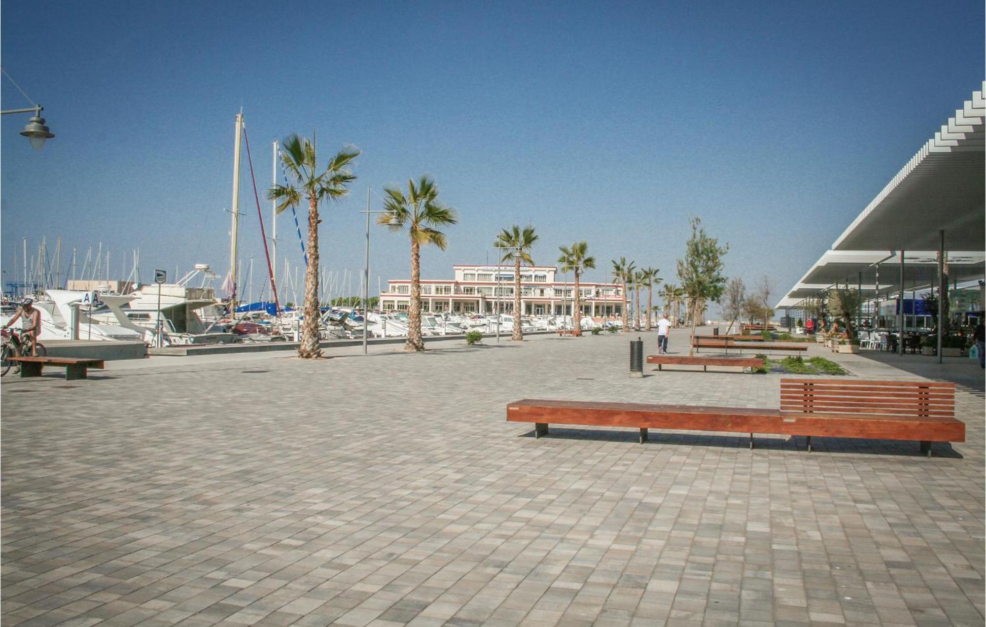 Lovely Apartment In Santa Pola With Wifi Kültér fotó